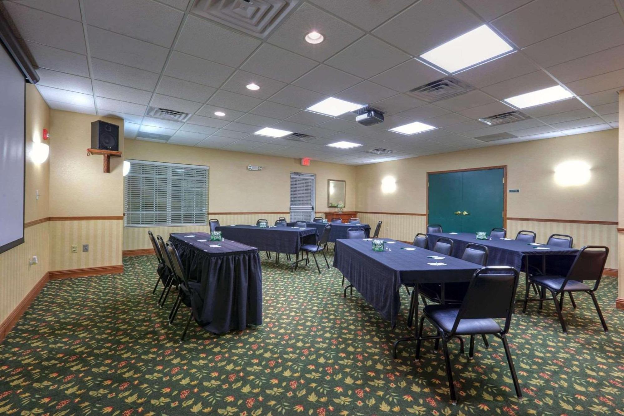 Country Inn & Suites By Radisson, Winchester, Va Екстер'єр фото